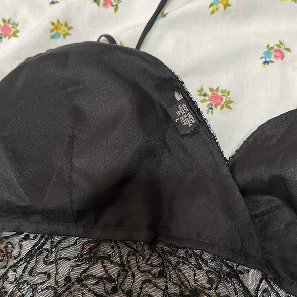 Y2K Beaded Backless Halter Top - Picture 4 of 5